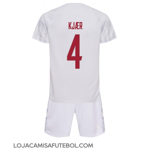 Camisa de Futebol Dinamarca Simon Kjaer #4 Equipamento Secundário Infantil Mundo 2022 Manga Curta (+ Calças curtas)